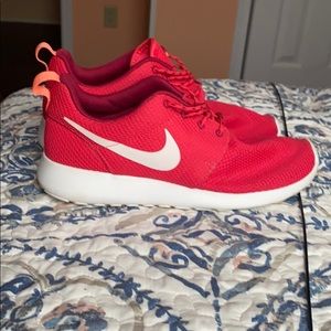 Women’s Nike Roshe